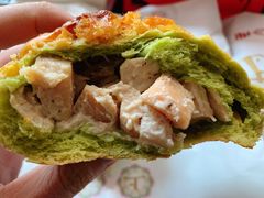 牛油果熏鸡肉软包-LELECHA乐乐茶(百货大楼店)