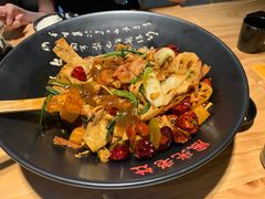 -风光老灶麻辣香锅(大成路翠微百货店)