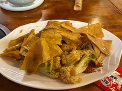 -老鼎万春卤菜(五代传承创始老店)