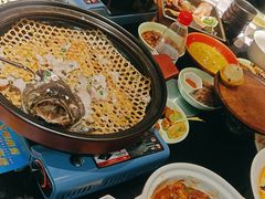 -丰和日丽(瑞虹天地月亮湾店)