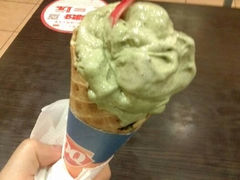 抹茶暴风雪-DQ·蛋糕·冰淇淋(新玛特分店)