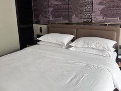 -铂尔登国际酒店(南山深圳湾口岸店)