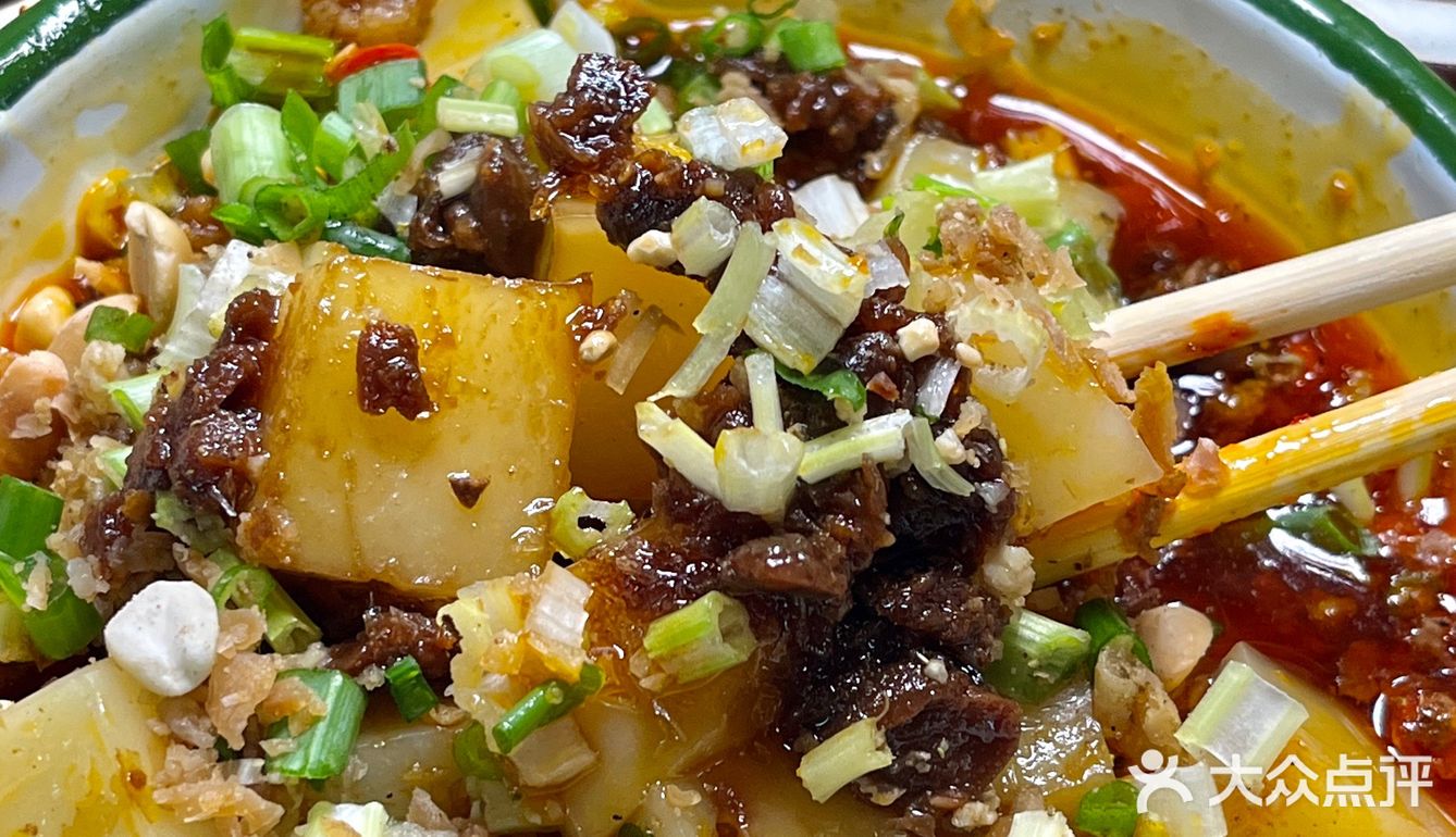 成都！一家靠蛋炒饭🔥出圈的串串