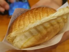 油泼辣子冰夹馍-陕拾叁-西安糕点(大雁塔店)