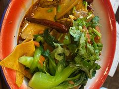-方铲铲·成都板凳面(滨江银泰店)