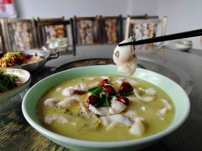 品膳坊-"特别喜欢他家的肥蛤小炒鸡,老板服务也好,."-大众点评移动版