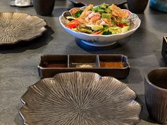 -铭牛烧肉·和牛海鲜自助(高新月牙湖店)