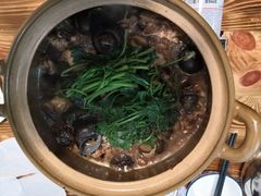 -食爺炭炉鸡煲·烧烤