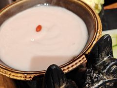 -老牌坊云南鱼豆花火锅(哈西万达店)