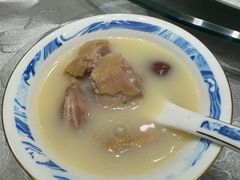 -朱记乳鸽王·非遗石岐乳鸽·全鸽宴(大兴旗舰店)