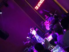 -TZ House音乐现场(来福士中心店)