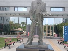 -徐悲鸿纪念馆