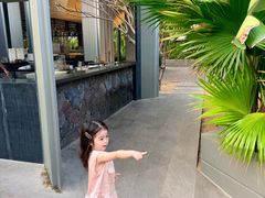 -三亚艾迪逊酒店·海滩烧烤 BARBACOA·现场乐队·浪漫晚餐·烧烤海鲜