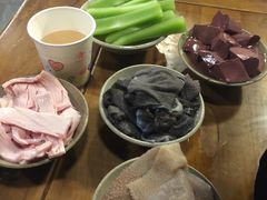 -白乐天毛肚火锅馆(南滨路店)