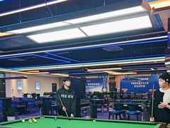 -中8台球俱乐部(龙跃大厦店)