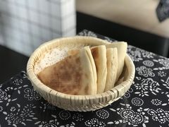 -八两八金·莱芜特色炒鸡(市南漳浦路店)