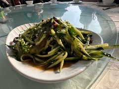 凉拌黄瓜丝-横道佛手居筋饼店