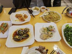 -鹏城人家海鲜酒家·23年老字号(较场尾店)
