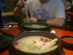 滋补参鸡汤-鑫日千里马朝鲜族小馆(总店)