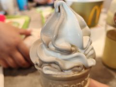 -麦当劳(展览路店)