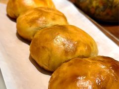 小龙虾烤包子-丝路有约·优雅新疆菜(万宴城店)