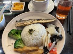 -巷语私房料理(华一实业大厦店)