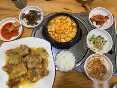 -24 新村雪浓汤(长白山烤肉店)