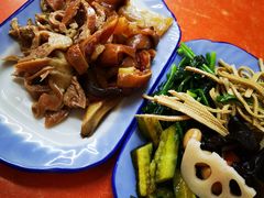 -河间正宗驴肉火烧(宾水西里店)