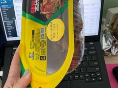 -周黑鸭(深圳罗湖区东门九龙城店)