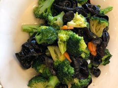 -渔公码头·九龙湾国际饭店