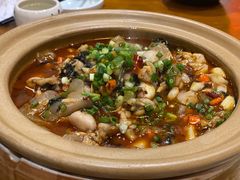 青椒紫苏焖牛蛙-火宫殿·湘菜小吃·商务宴请·生日聚会(东塘店)