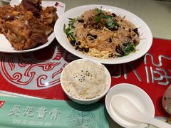-吴记酱骨炖菜馆(西大直街店)