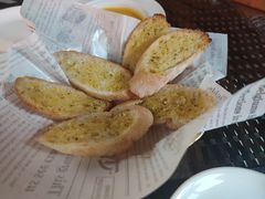 法式蒜香餐前面包-秀·爱尔兰餐吧(上海路店)
