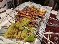 -三个大叔烤羊肉串·歌手驻唱·碳烤鲜肉(西三旗店)
