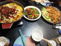 -桥边小楼·手工云南菜·古城观景小楼