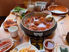 -喇喇排骨火锅·传统韩式脊骨汤(望京西园总店)