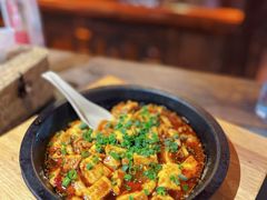 麻婆脑花豆腐-古市香跷脚牛肉·非遗传承单位