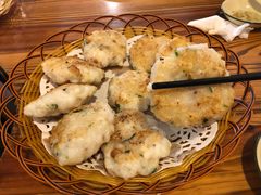 煎墨鱼饼-尚竹阁冬瓜盅·18年地标美食(平洲店)