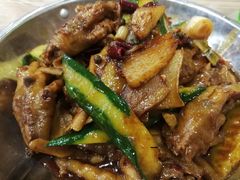 -江城燕子大排档(江汉路步行街店)