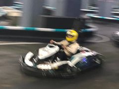 -e赛道卡丁车
