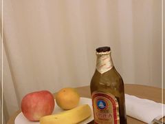 -上海虹桥君丽假日酒店(娄山关路地铁站店)