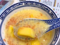 杨枝甘露-黄氏许牛奶甜品餐厅(裕华万达店)