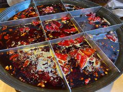 -白乐天毛肚火锅馆(解放碑店)