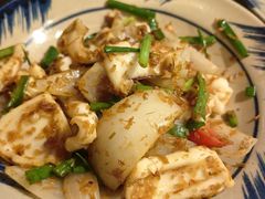 -Cuc Gach Quan Restaurant
