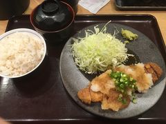 -牛カツ京都勝牛(河原町蛸薬師店)