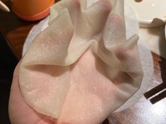 薄如蝉翼的面皮儿-北京老铺烤鸭(西稍门店)