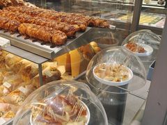 -好利来(上海虹桥新天地Lab主题店)