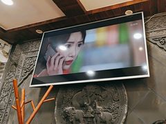 -老蚌埠烤串·新派烧烤·油边王(工农路店)