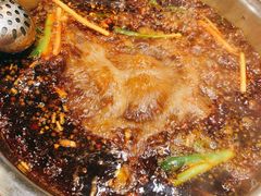 -肖肖酸萝卜鱼火锅(总店)