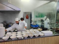 大堂-草桥清真牛肉锅贴扁食店